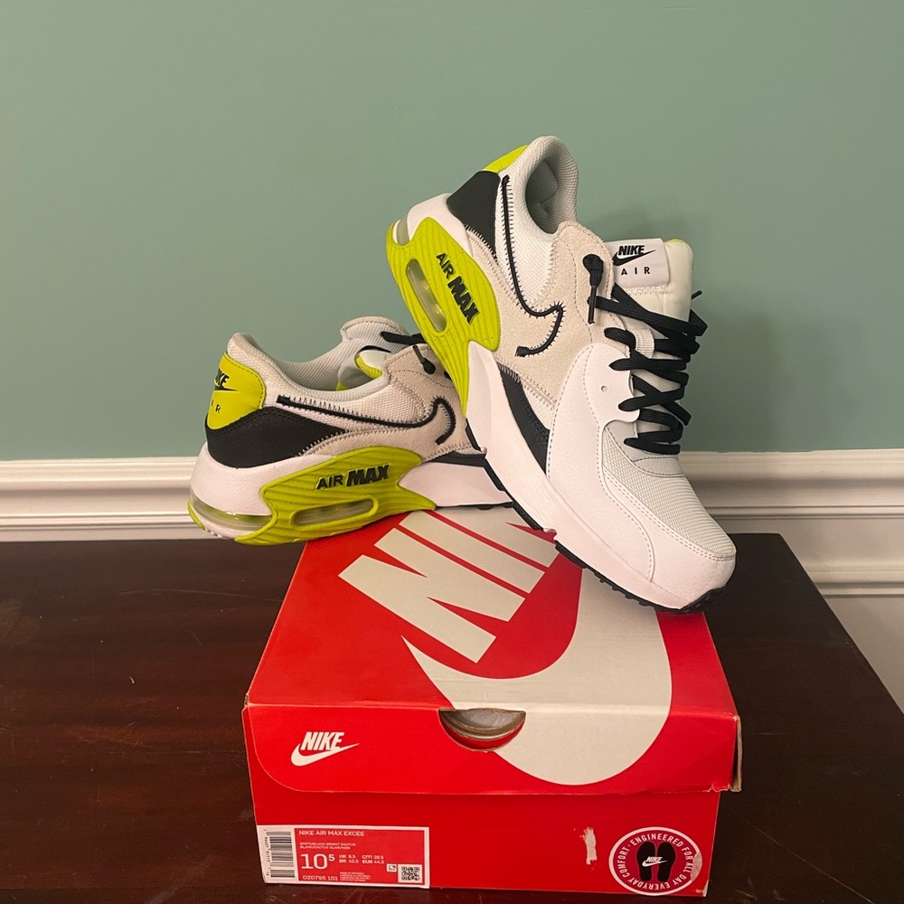 MEN'S NIKE DZ0795 101 AIR MAX EXCEE WHITE/BLACK/VOLT SHOES SNEAKERS  10.5